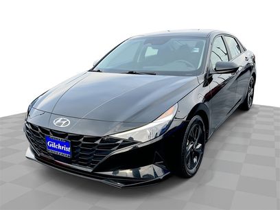Used 2021 Hyundai Elantra SEL w/ Convenience Package