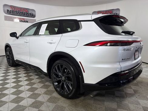 Used 2025 Toyota Crown Signia w/ Advanced Technology Package AWD/4WD image 6