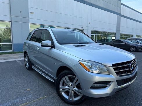 Used 2012 Mercedes-Benz ML 350 BlueTEC 4MATIC image 12