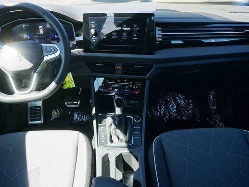 New 2025 Volkswagen Jetta Sport image 9
