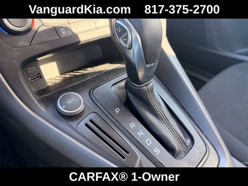 Used 2017 Ford Focus SEL image 23