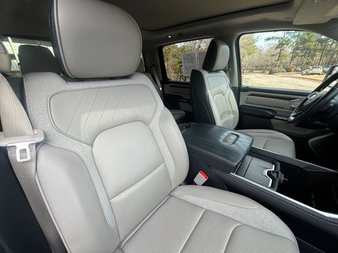Used 2022 RAM 1500 Limited image 16