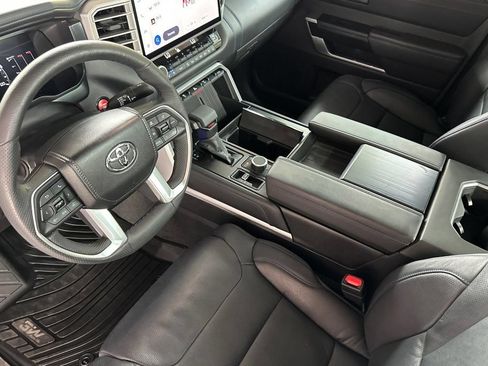 Used 2025 Toyota Tundra Platinum w/ TRD Off-Road Package AWD/4WD image 10