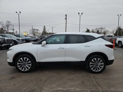 Used 2023 Chevrolet Blazer Premier image 6