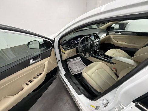 Used 2017 Hyundai Sonata Sport FWD image 10