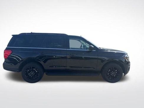 Used 2024 Ford Expedition XLT AWD/4WD image 6
