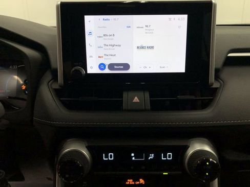 Used 2024 Toyota RAV4 LE image 21