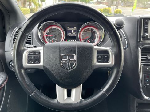 Used 2018 Dodge Grand Caravan GT FWD image 27