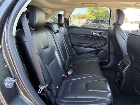 Used 2019 Ford Edge Titanium w/ Equipment Group 301A image 33