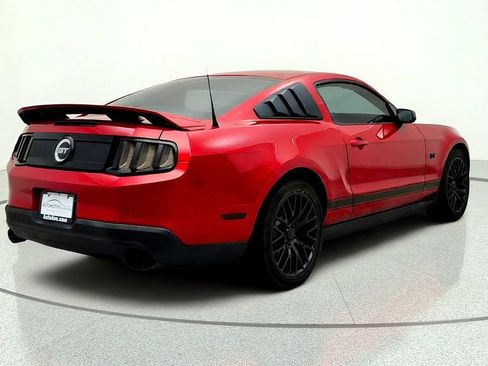Used 2010 Ford Mustang GT Premium RWD image 5