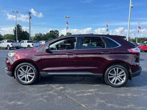 Used 2024 Ford Edge Titanium w/ Equipment Group 301A AWD/4WD image 4