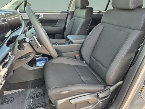 New 2027 Hyundai Santa Fe SE FWD image 22