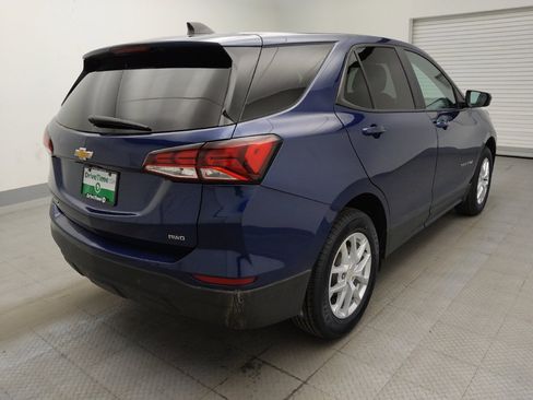 Used 2022 Chevrolet Equinox LS AWD/4WD image 10