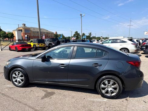 Used 2014 MAZDA MAZDA3 i SV image 5
