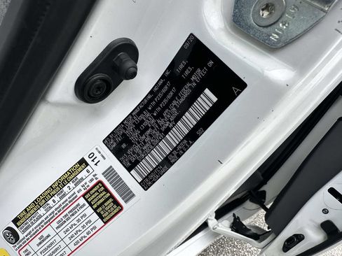 Used 2020 Toyota Sienna LE FWD image 30