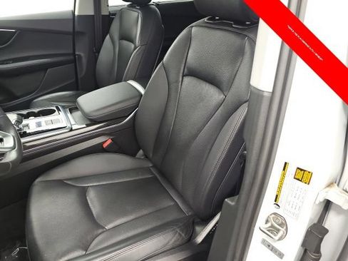 Used 2023 Audi Q7 3.0T Premium Plus AWD/4WD image 16
