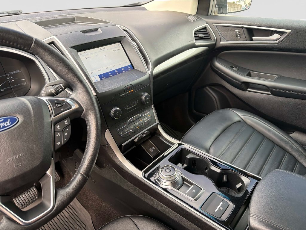 Used 2020 Ford Edge SEL w/ Convenience Package AWD/4WD image 28