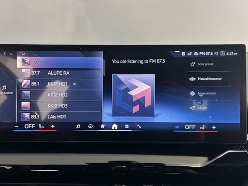 Used 2025 BMW 530i image 10