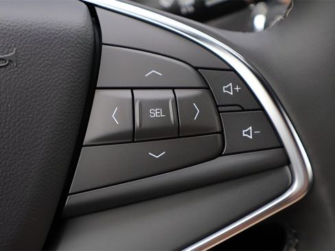 New 2026 Cadillac XT5 Luxury w/ LPO, ONYX Package image 21