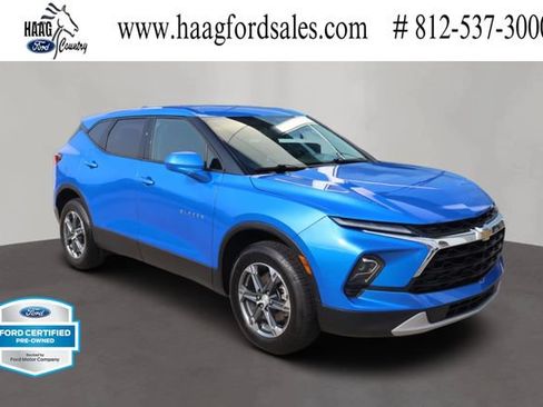 Used 2025 Chevrolet Blazer LT AWD/4WD image 1