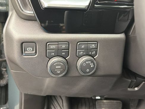 Used 2026 Chevrolet Silverado 1500 LT AWD/4WD image 30