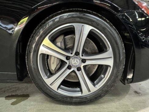 Used 2017 Mercedes-Benz E 400 4MATIC Wagon image 73