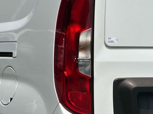 Used 2021 RAM ProMaster City Tradesman SLT FWD image 9