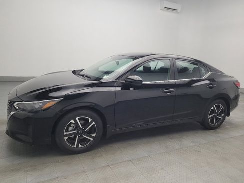 Used 2024 Nissan Sentra SV w/ Trunk Package image 2