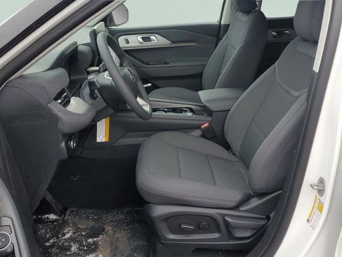 New 2026 Ford Explorer Active image 21