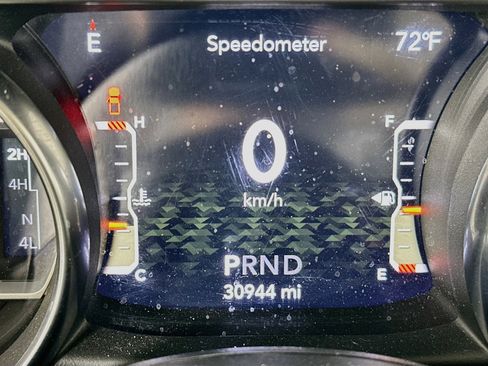 Used 2023 Jeep Gladiator Sport AWD/4WD image 12
