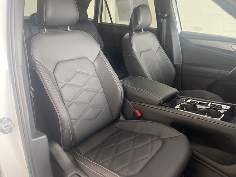 New 2026 Volkswagen Atlas Cross Sport SE AWD/4WD image 41