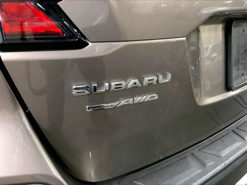 Used 2021 Subaru Outback Limited AWD/4WD image 10