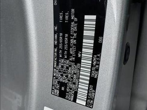 Certified 2025 Toyota Grand Highlander AWD image 23