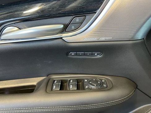 Certified 2024 Cadillac XT5 Premium Luxury image 17