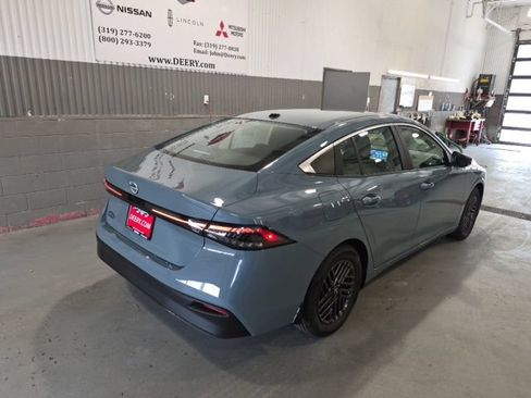 New 2026 Nissan Sentra SV w/ SV Convenience Package FWD image 3