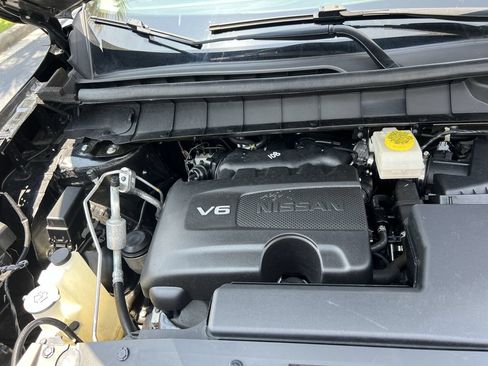 Used 2024 Nissan Pathfinder Platinum w/ Cargo Package AWD/4WD image 36