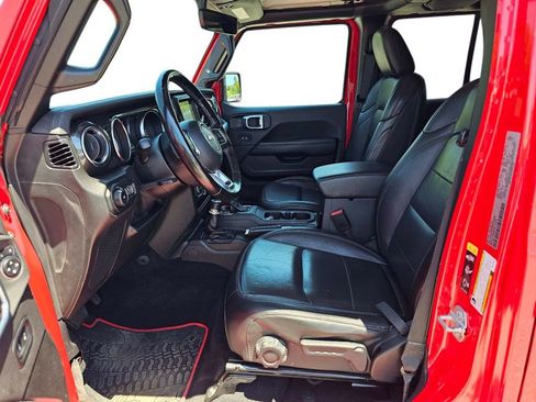 Used 2021 Jeep Wrangler Unlimited Sahara AWD/4WD image 17