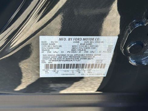 Used 2024 Ford Explorer Limited w/ Limited Technology Package AWD/4WD image 16