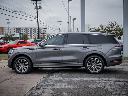 Used 2021 Lincoln Aviator Grand Touring w/ Elements Package Plus image 5