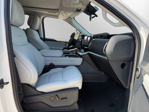 New 2026 Ford Expedition Max Platinum AWD/4WD image 15