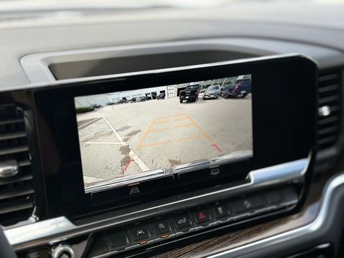 New 2026 GMC Sierra 1500 Elevation image 22