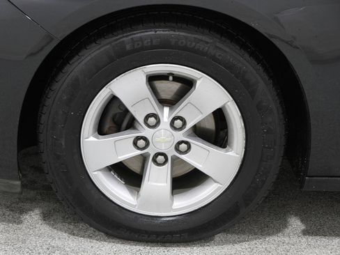 Used 2014 Chevrolet Malibu LS image 17