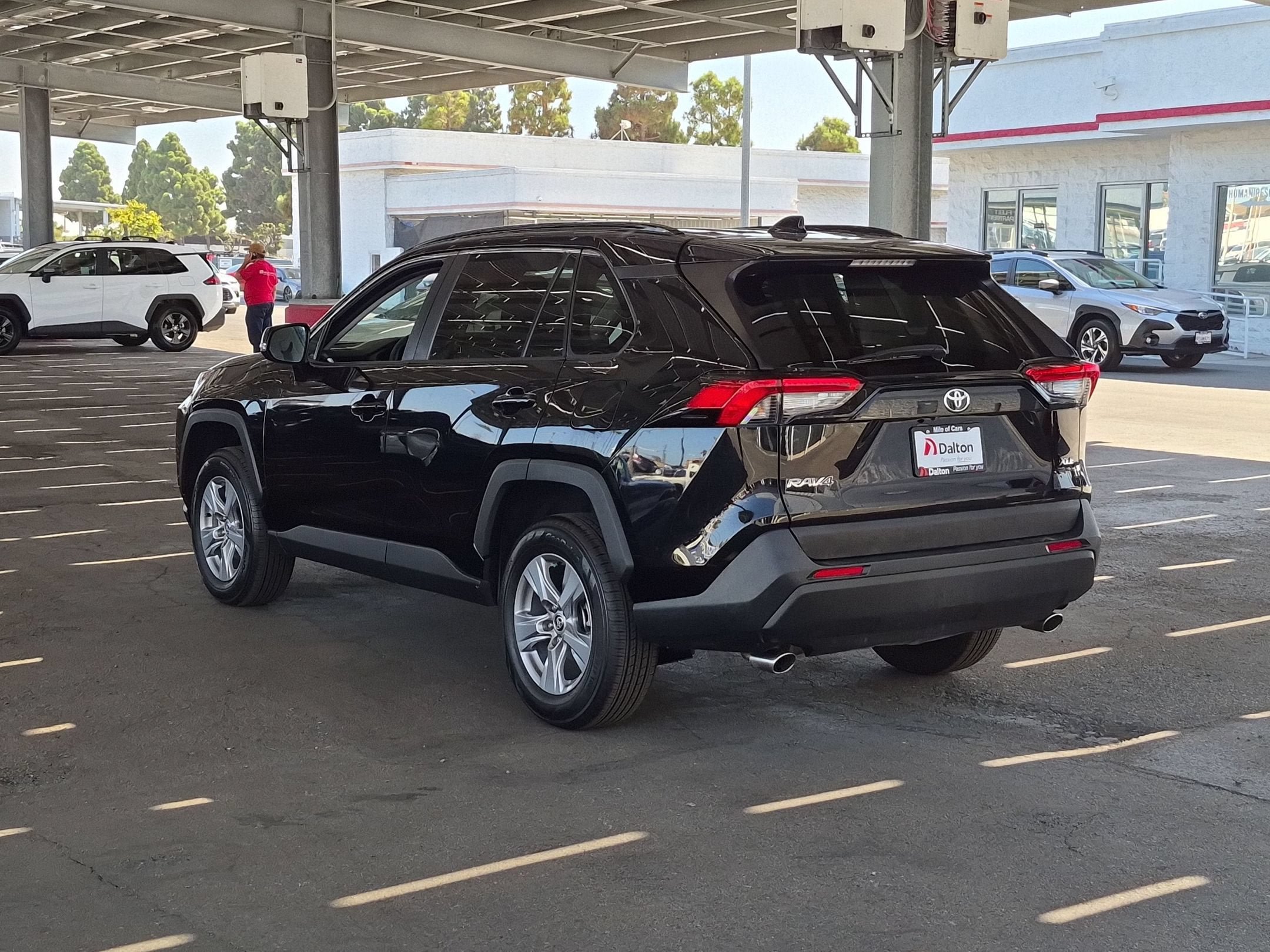 Certified 2024 Toyota RAV4 XLE FWD image 6
