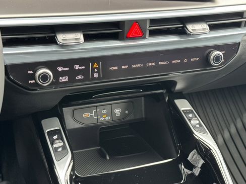 New 2026 Kia Sorento SX Prestige image 17