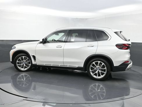 Used 2024 BMW X5 xDrive40i w/ Premium Package AWD/4WD image 44