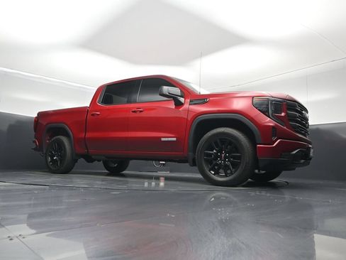 Used 2024 GMC Sierra 1500 Elevation RWD image 3