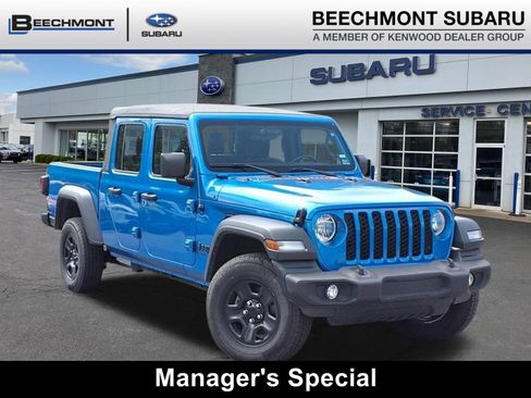 Used 2022 Jeep Gladiator Sport w/ Trailer Tow Package AWD/4WD image 1