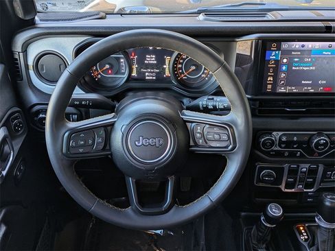 Used 2024 Jeep Wrangler Sport S image 21