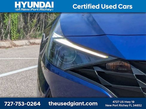 Used 2022 Hyundai Elantra SEL w/ Convenience Package image 9