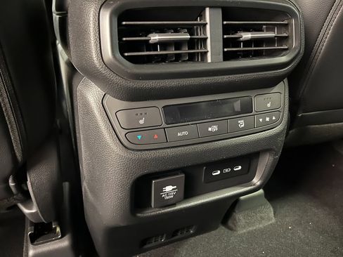 New 2025 Honda Pilot Black Edition image 26